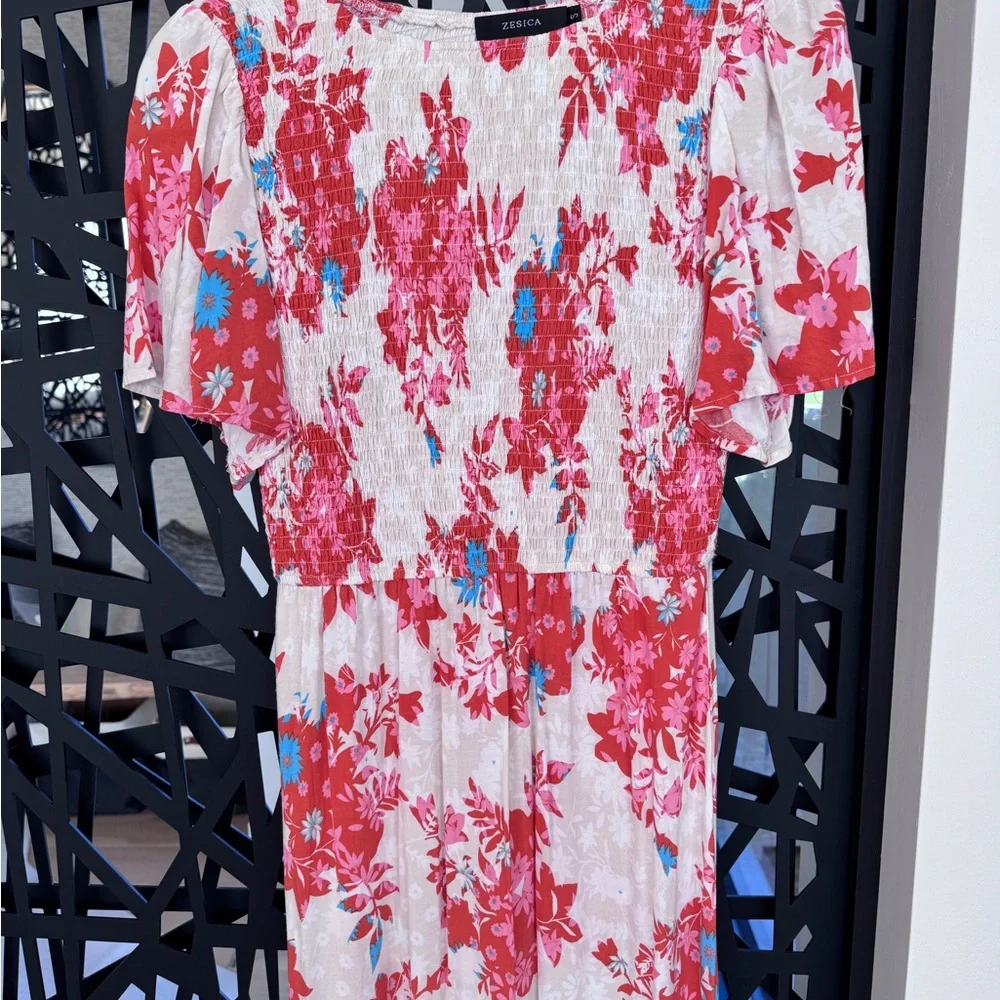 Zesica elegant floral